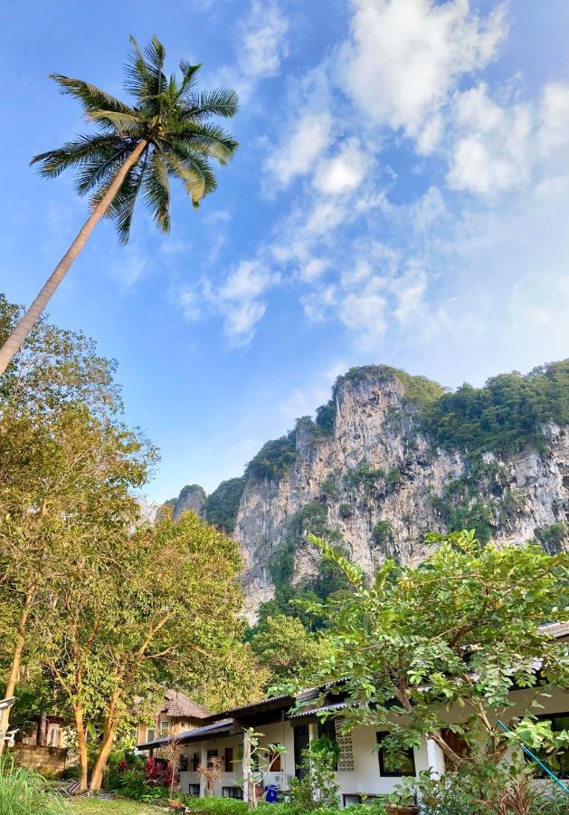 Simple House Ao Nang - B&B Exteriör bild